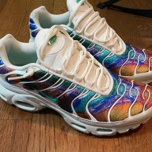 nike sneakers